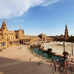 Budget And Lovely Rooms Las Setas Apartment Seville